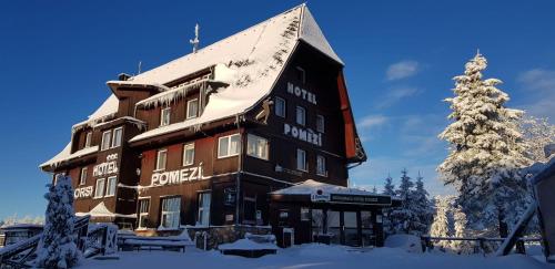 Hotel Pomezí