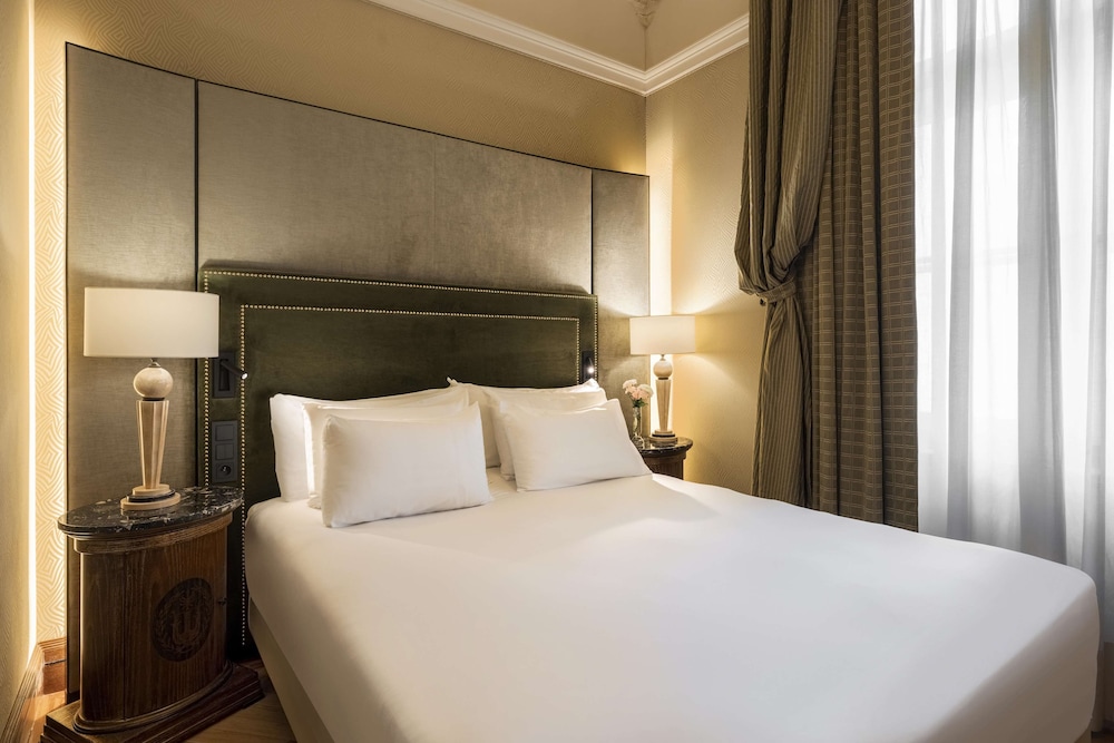 NH Collection Prague Carlo IV