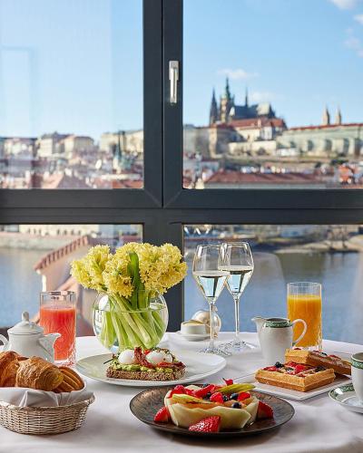 Four Seasons Hotel Prague