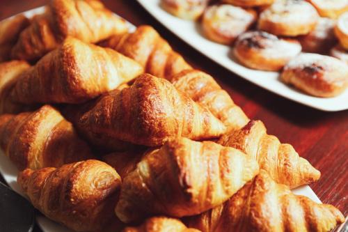 Alqush Downtown Hotel