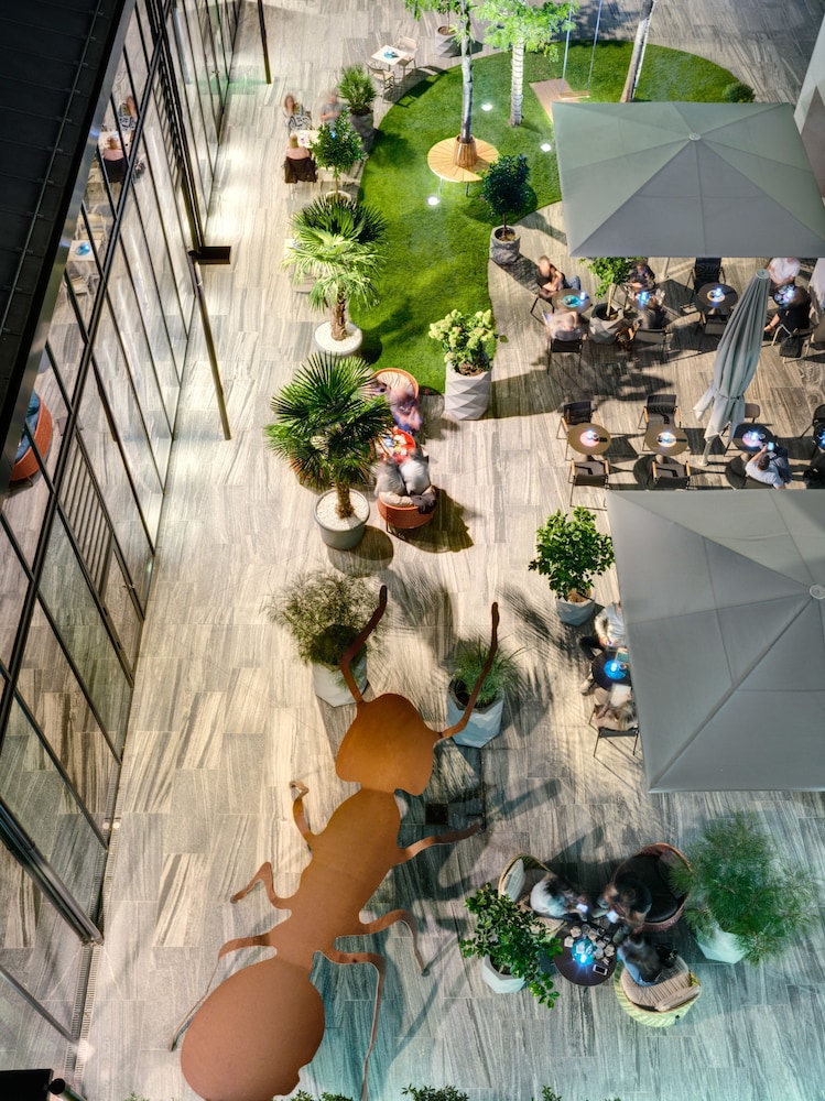 STAGE 12 – Hotel by Penz