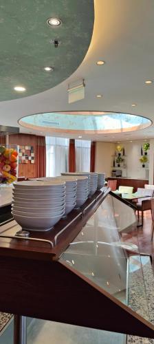 Montreal Barsha Hotel