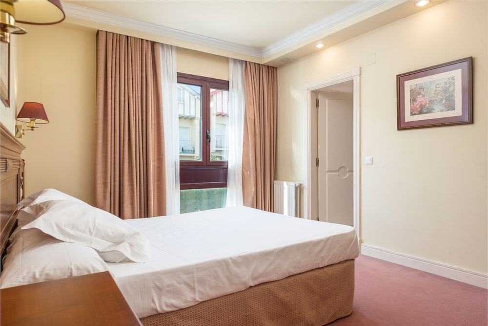 Urban Loiu Hotel By Eurotels