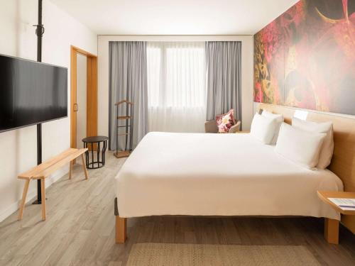 Novotel Barcelona Cornella