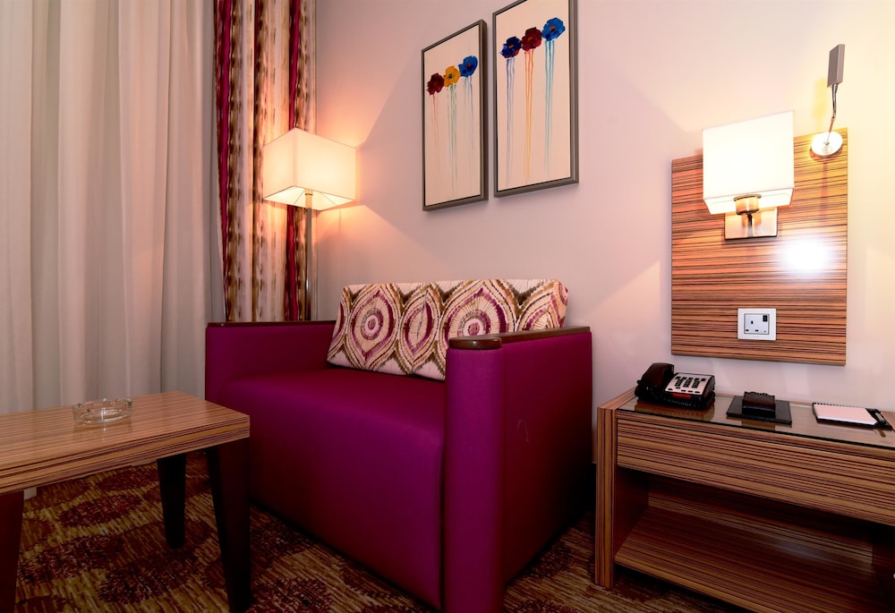 Best Western Plus Pearl Creek Hotel