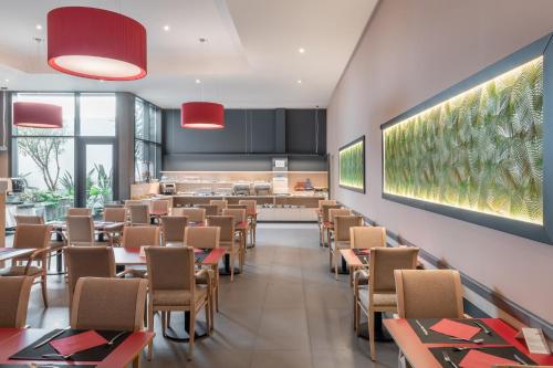 Petit Palace Trencadis