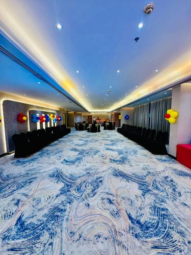 Wescott Plaza Hotel Apartments