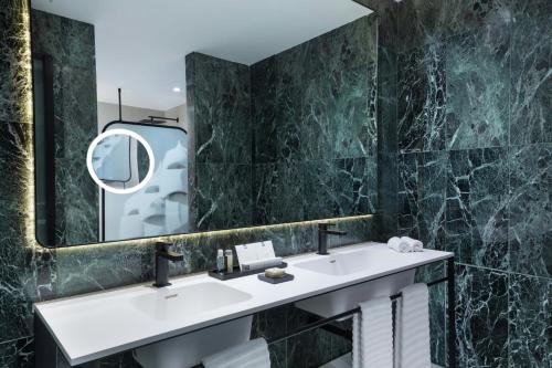 Renaissance Barcelona