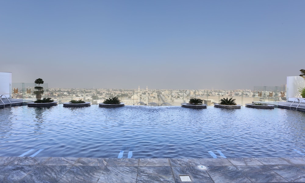 The Tower Plaza Hotel Dubai