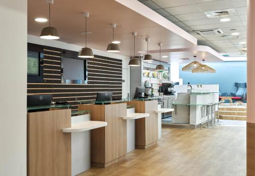 B&B HOTEL Orly Rungis Aéroport 3 étoiles