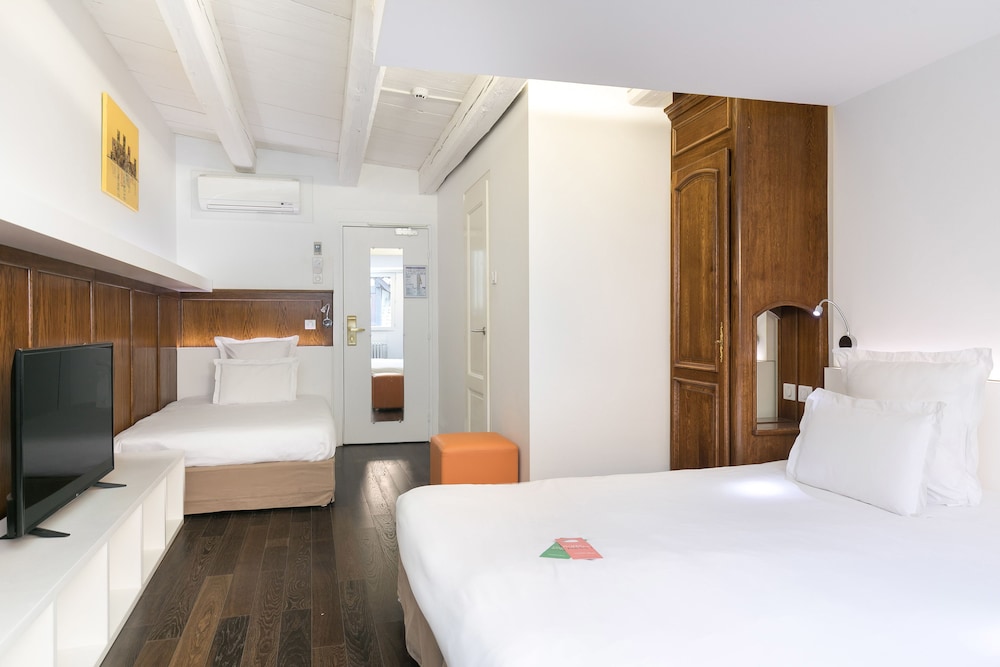 Hôtel de l'Europe by HappyCulture