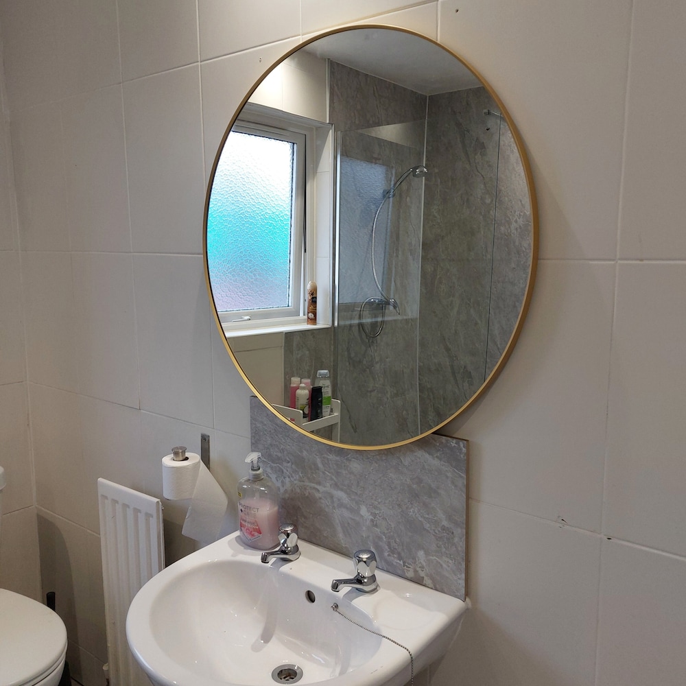 Lawnbrook Town Guest House