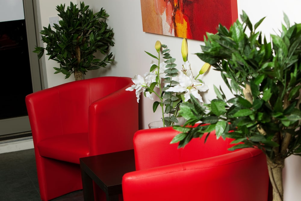 The Spires Serviced Apartments