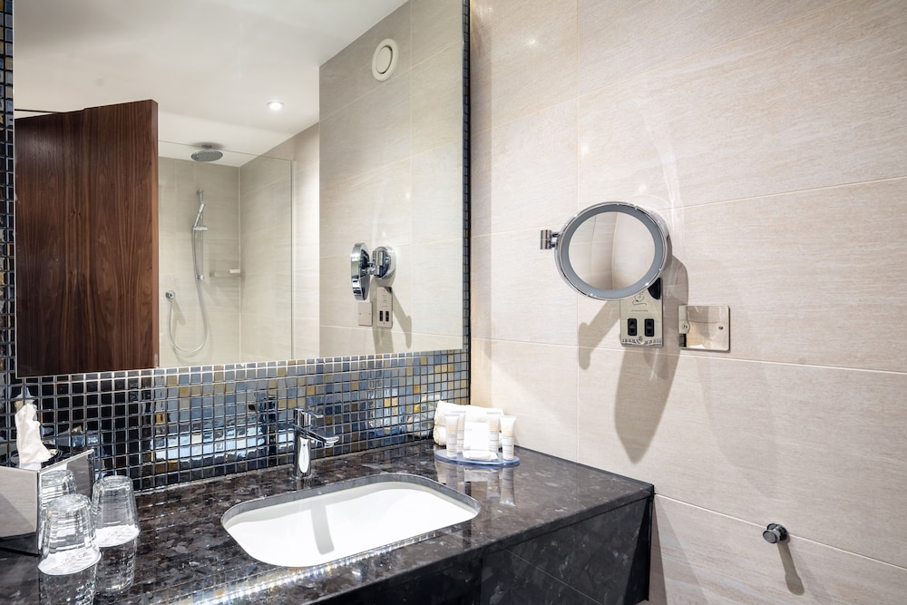 Crowne Plaza London Heathrow T4