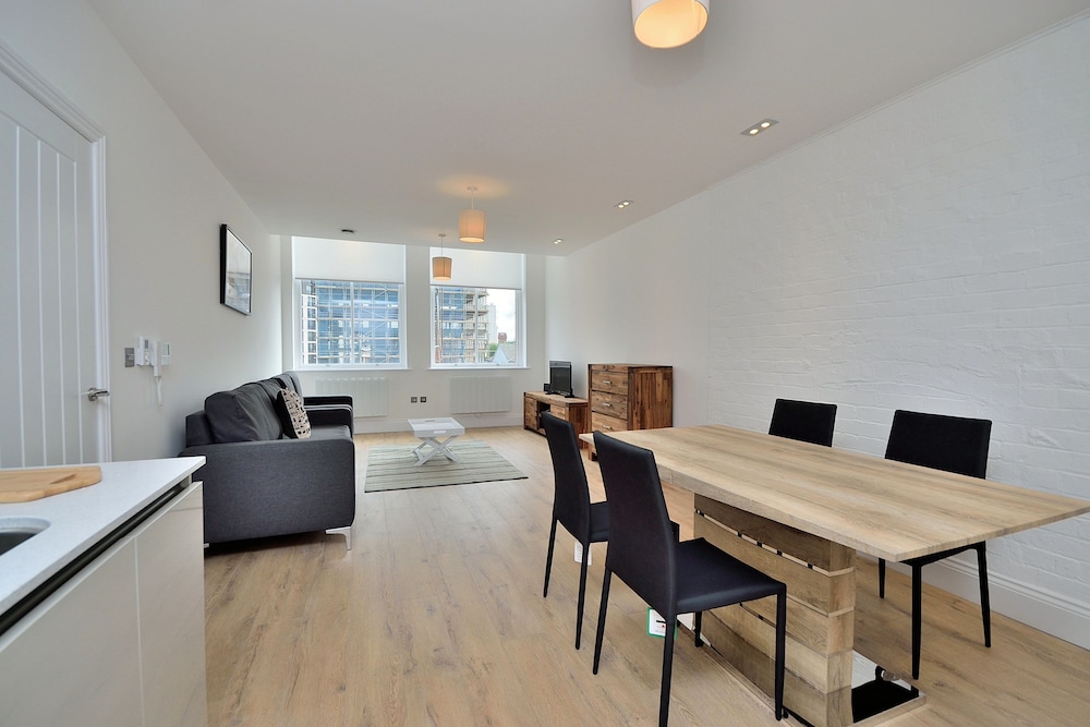 Canal Street Apartments