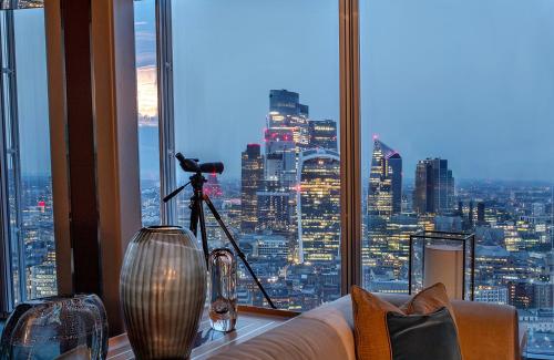 Shangri-La Hotel, At The Shard, London