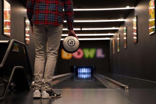 The Westminster London, Curio Collection by Hilton