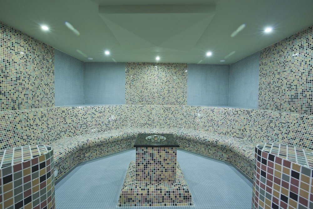 Castello Mare Hotel & Wellness Resort