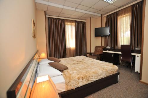 Hotel Diplomat