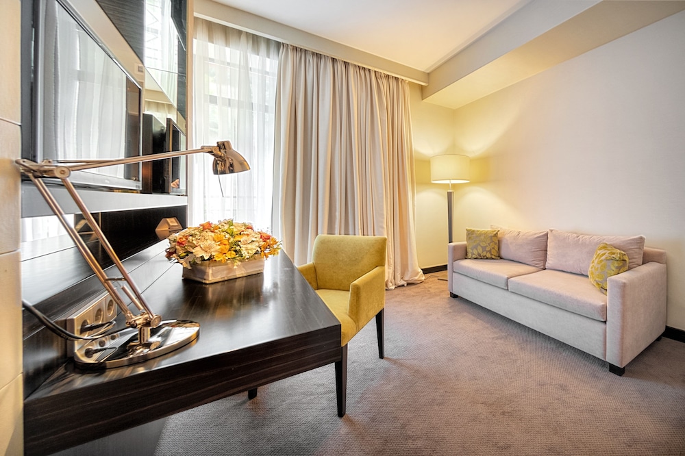 Crowne Plaza Borjomi