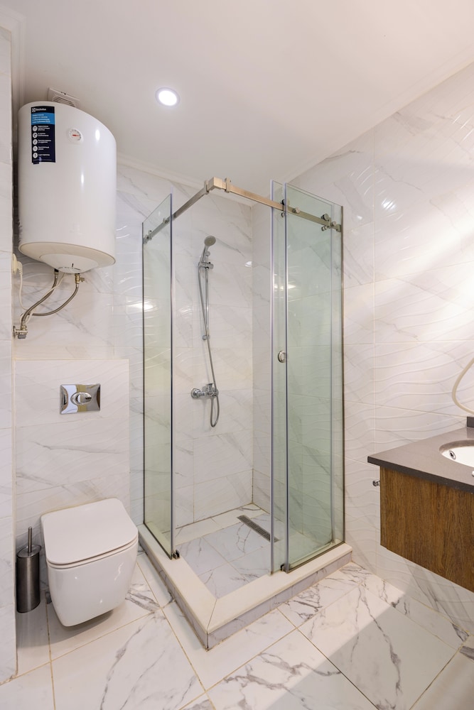 Aqua Batumi Hotel & Apartments