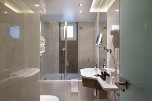 Titania Hotel Athens