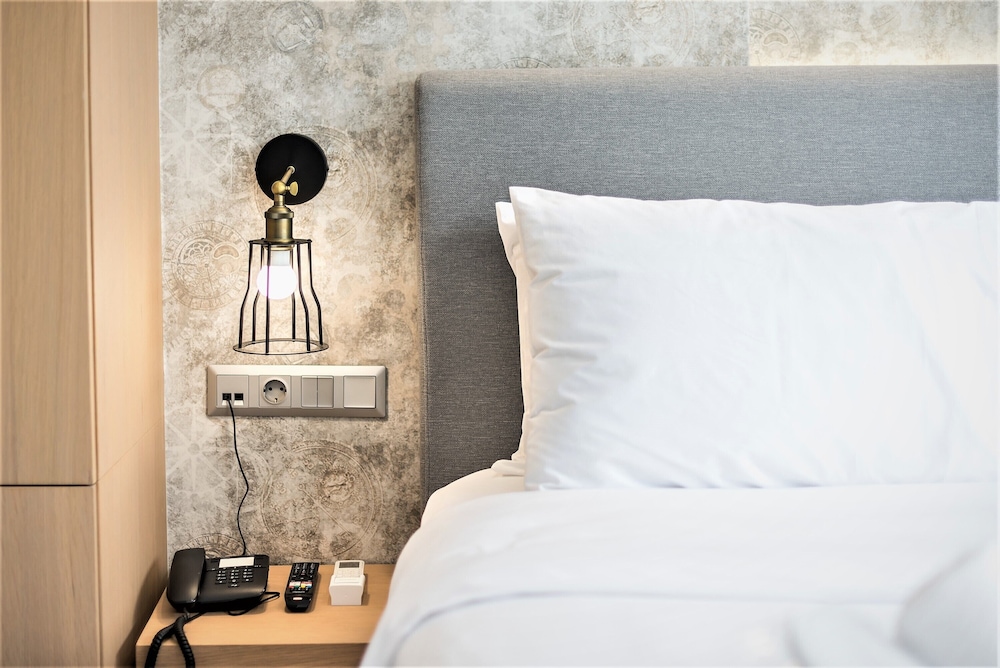 Athens Lights Urban Hotel