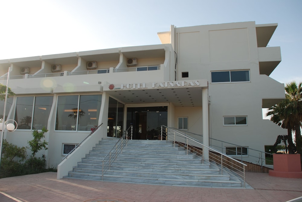 Bayside Hotel Katsaras