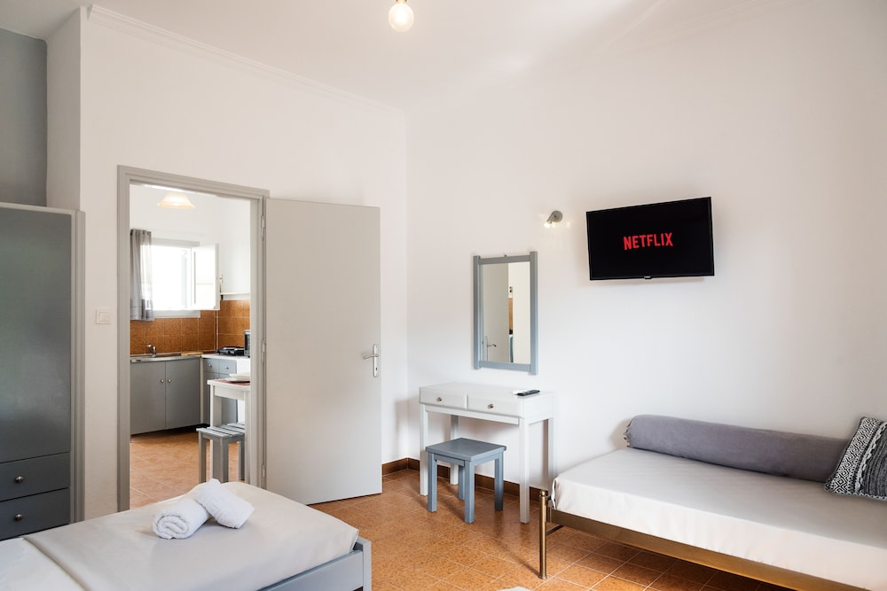 Three Seasons Resort