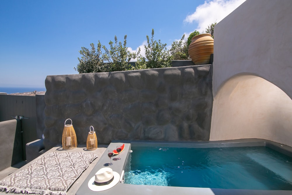 Santorini Villas