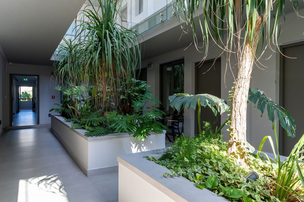 Bali Star Resort Hotel