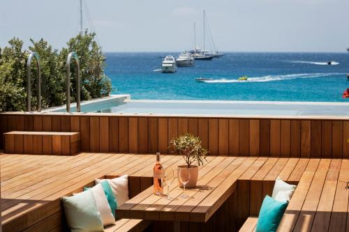 Mykonos Dove Beach Hotel