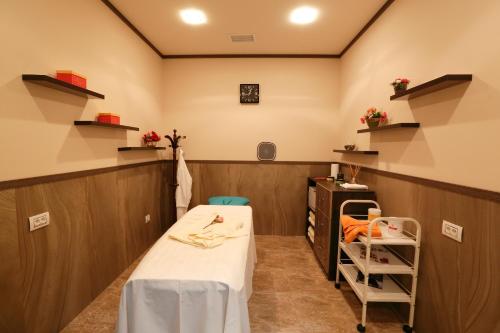 Days Hotel by Wyndham Baku