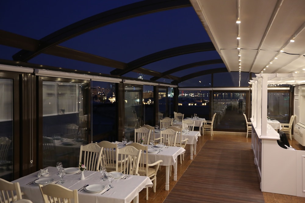 Old Street Boutique Hotel