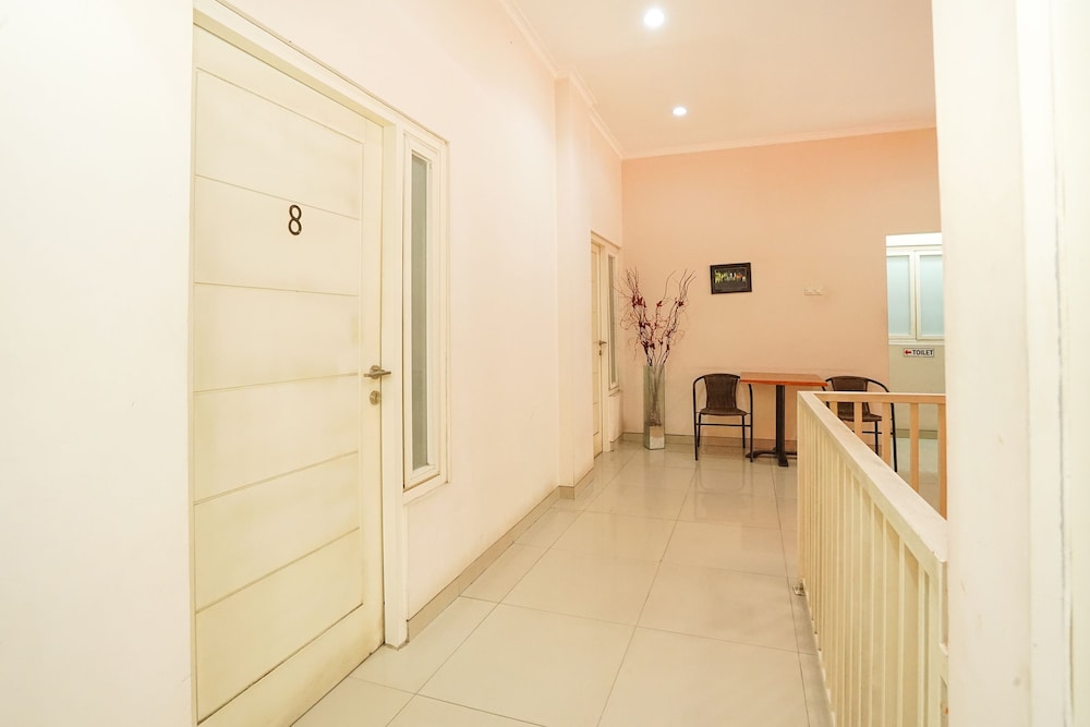 Semampir Residence By OYO Rooms