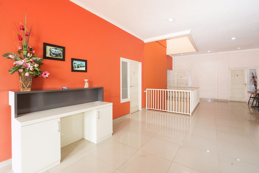 Semampir Residence By OYO Rooms