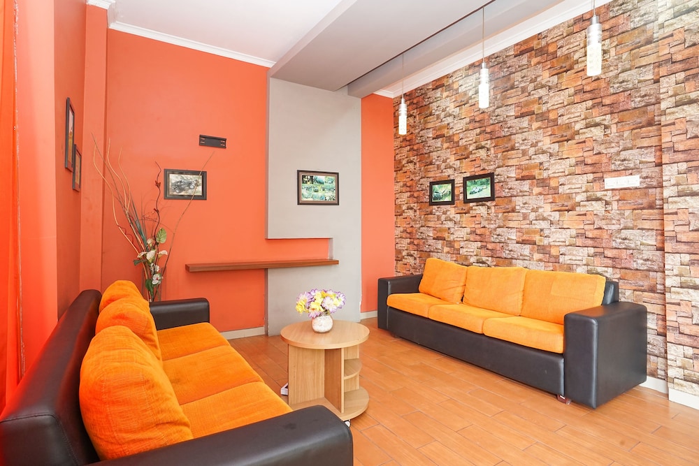 Semampir Residence By OYO Rooms