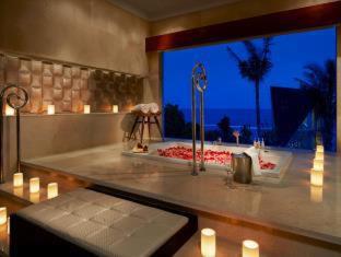 Samabe Bali Suites & Villas