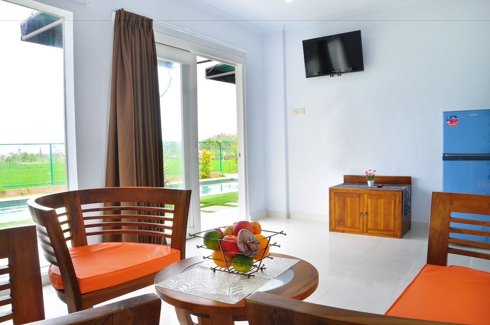 Villa Tangtu Beach Inn