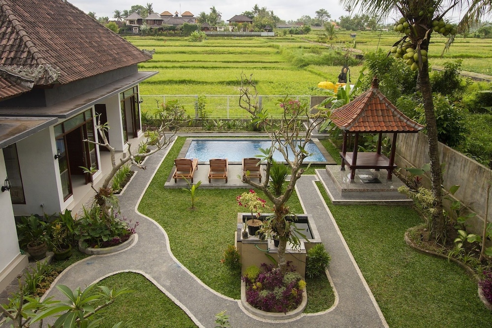 Pondok Ayu Shanti