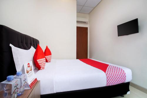 OYO 106 Sarkawi Residence