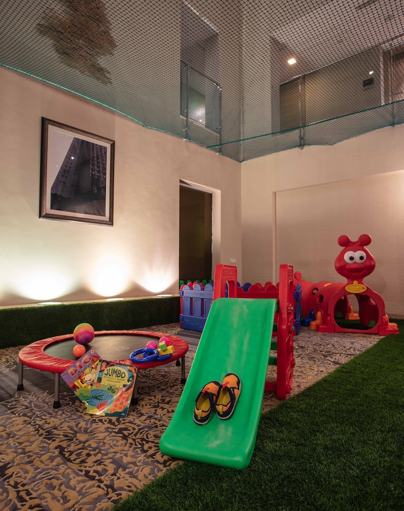 DoubleTree Suites by Hilton Bengaluru Outer Ring Road