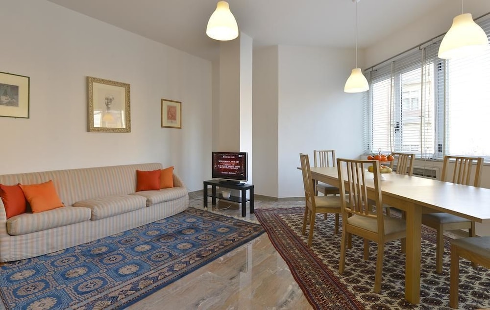 Laura Bassi Apartment