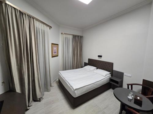 Yerevan Deluxe Hotel