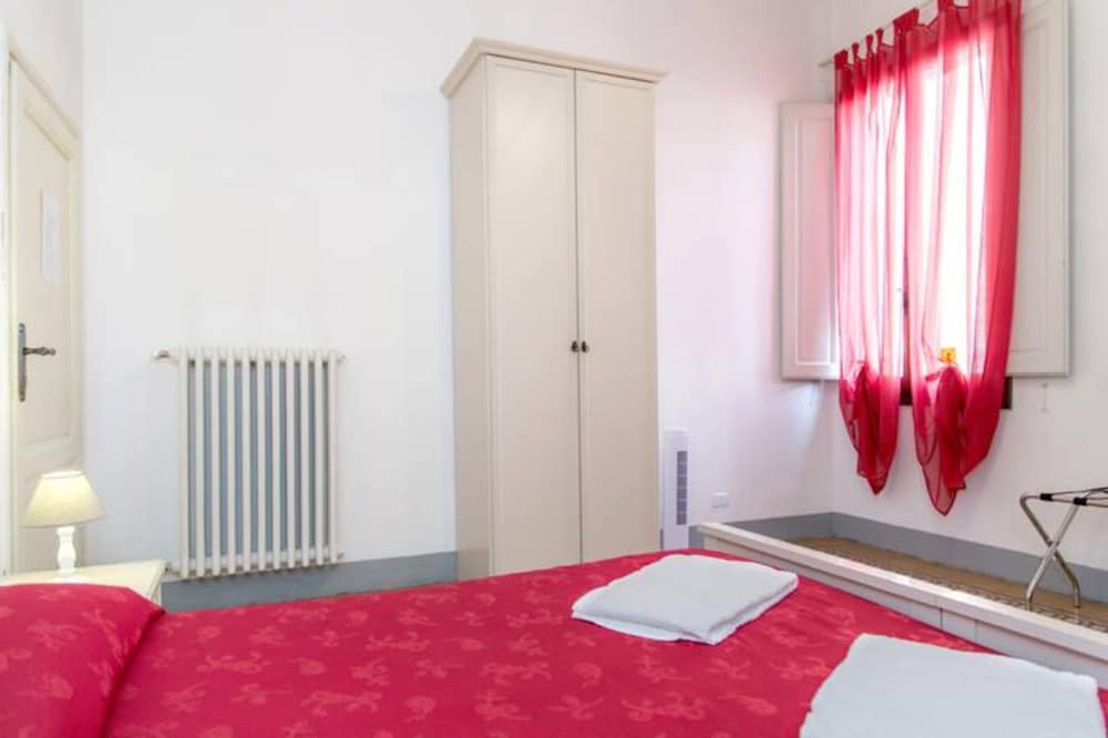 L'Aranceto Guest House