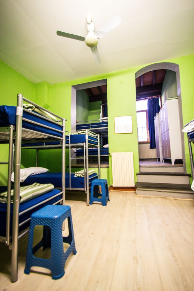 Hostel Santa Monaca