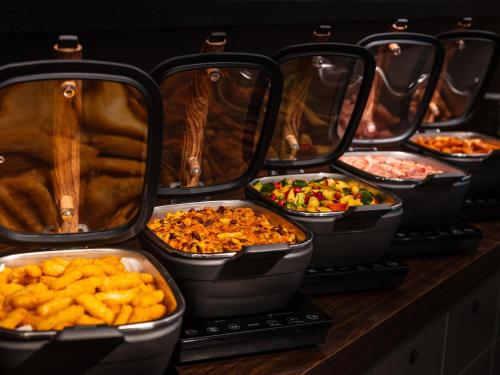 Loisir Hotel Classic Garden Kyoto Sanjo