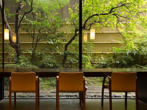 Loisir Hotel Classic Garden Kyoto Sanjo