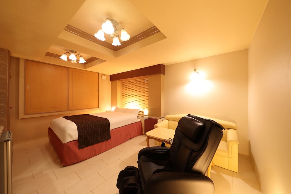 Olive Kyoto Yamashina