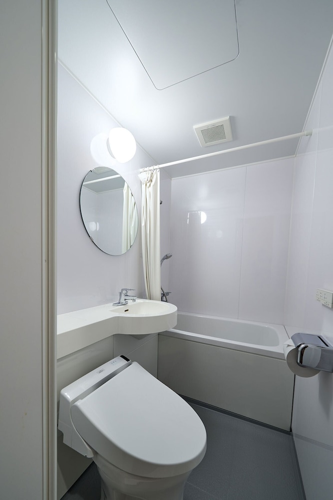 Hotel Plus Hostel Tokyo Asakusa 2